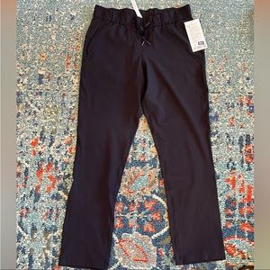 Lululemon On the Fly Pant (Full Length), size 10